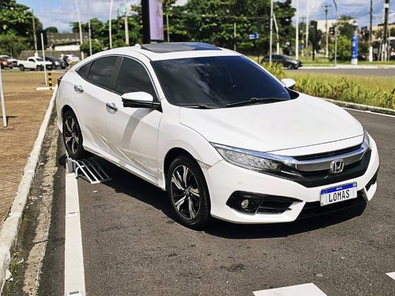 HONDA CIVIC 1.5 16V TURBO GASOLINA TOURING 4P CVT HONDA CIVIC 1.5 16V TURBO GASOLINA TOURING 4P CVT